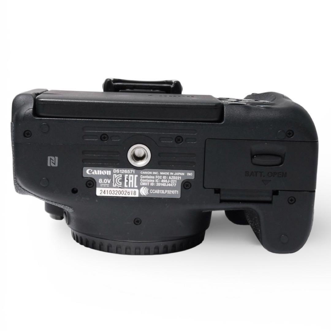 ❣️Wi-Fi搭載❣️Canon Kiss X8i 一眼レフカメラトリプルレンズ