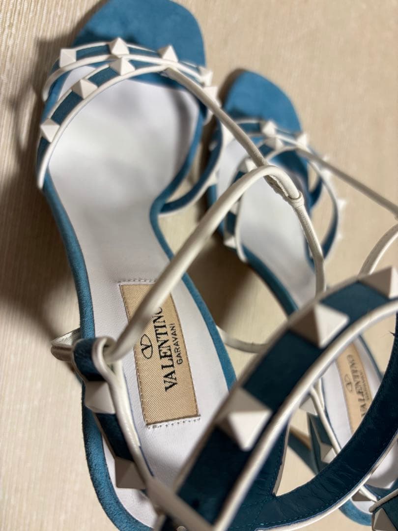 Valentino 青白 スタッズ ハイヒール25㎝〜25.5㎝