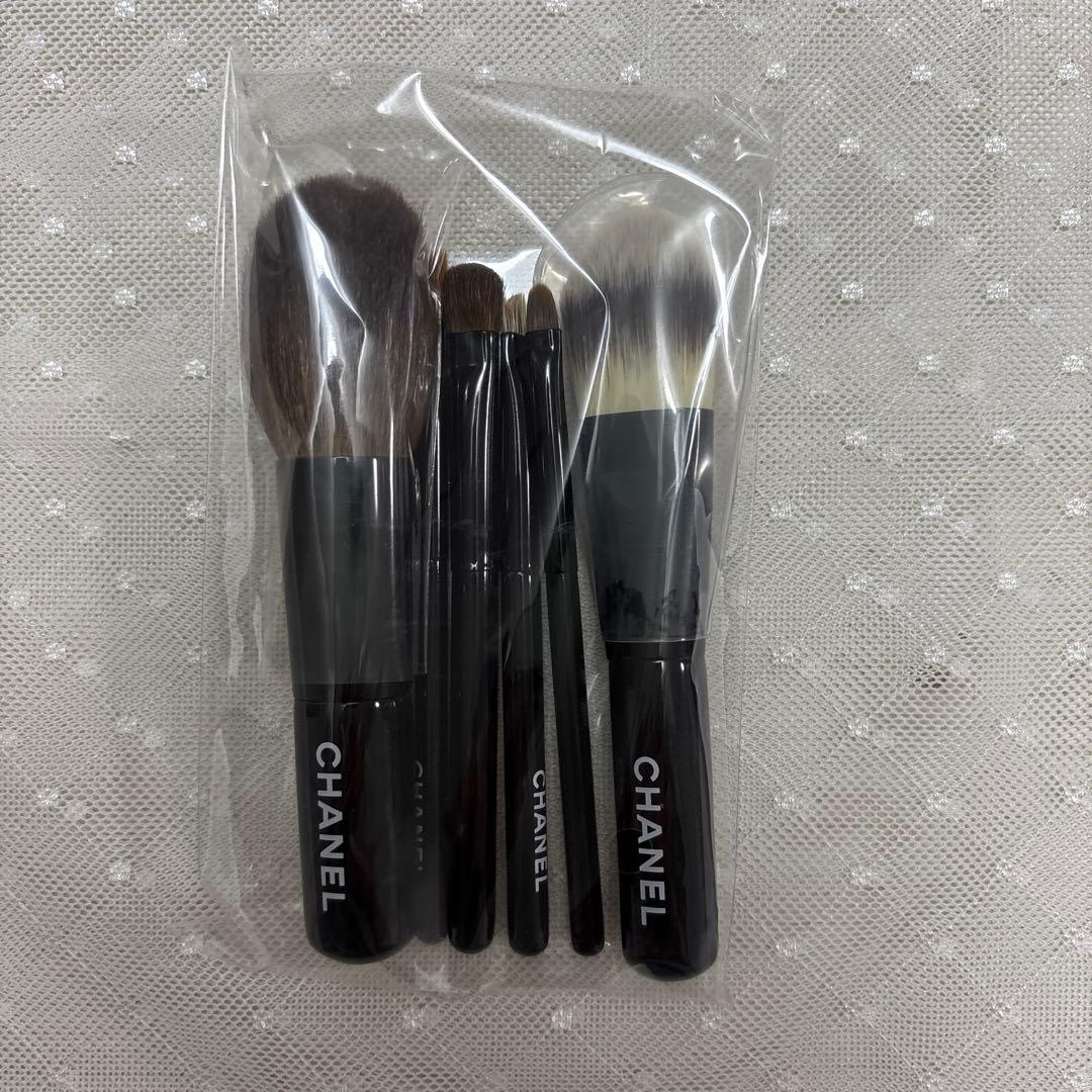 CHANEL LES MINIS DE CHANEL メイクブラシセット