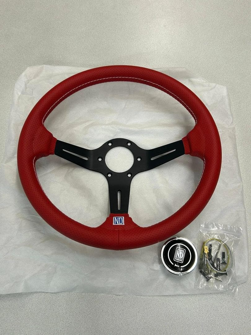 み*)様 ステアリング レッド 35cm未使用 USDM JDM シビック ZN