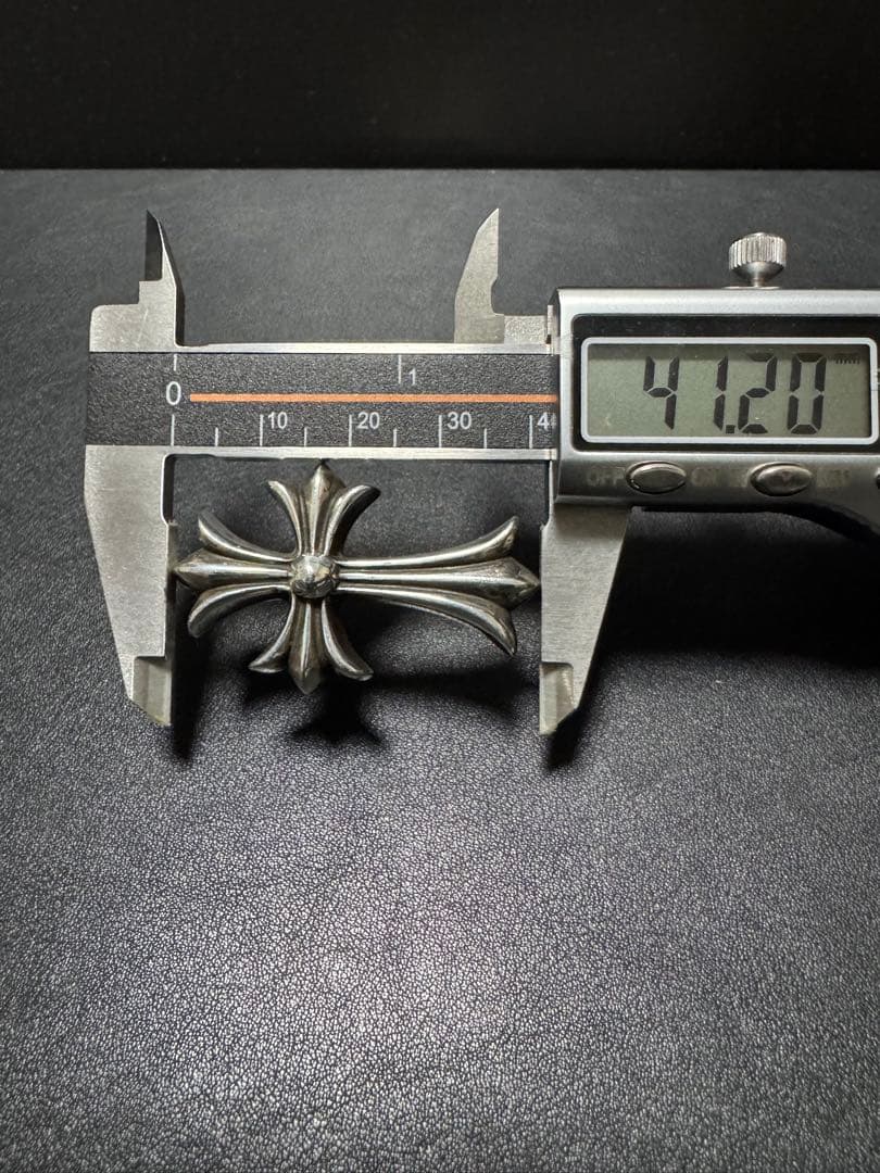 クロムハーツ スモールCHクロス ペンダント