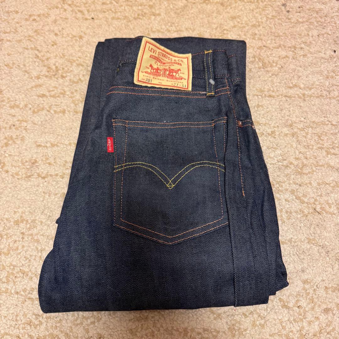 【新品未使用】Levi's 701 ストレートデニム 27-31