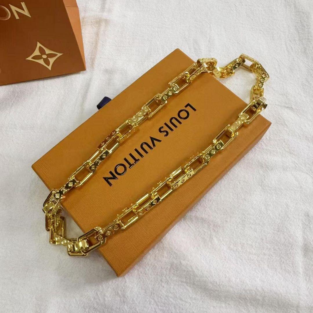 【美品譲渡】 コリエチェーンモノグラムネックレス