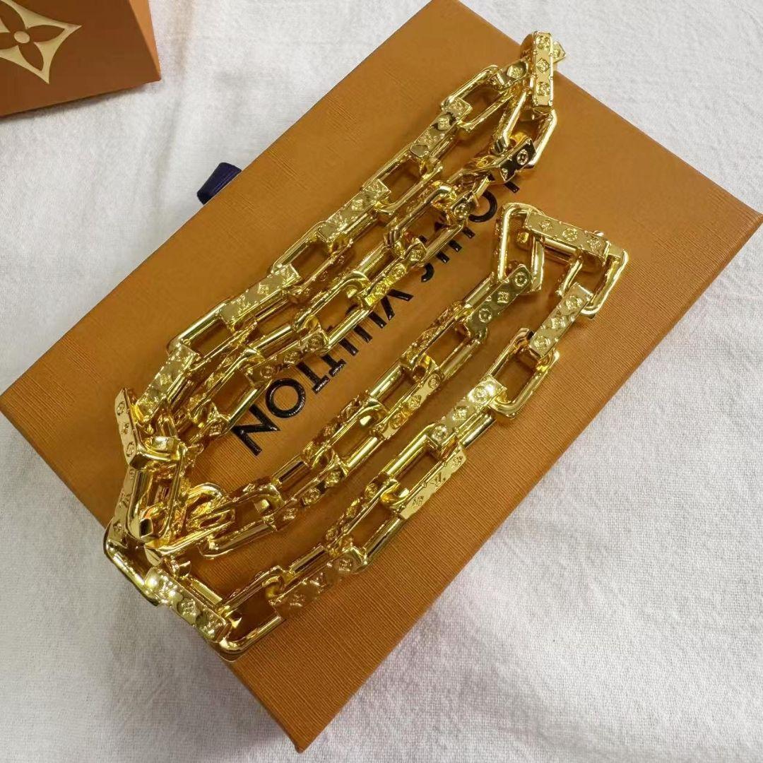 【美品譲渡】 コリエチェーンモノグラムネックレス