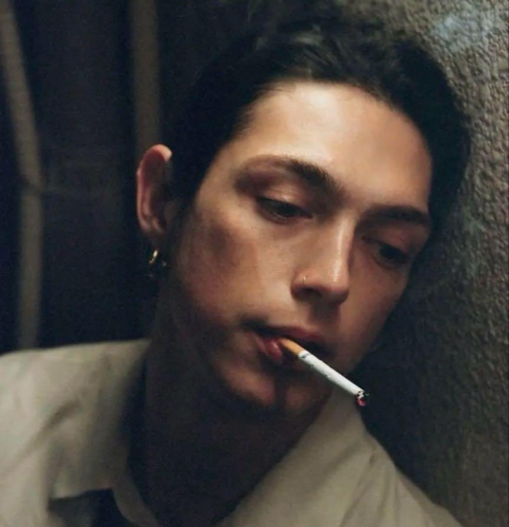 【大人気•美品】CAREERING PLACEBO 701 (YW)