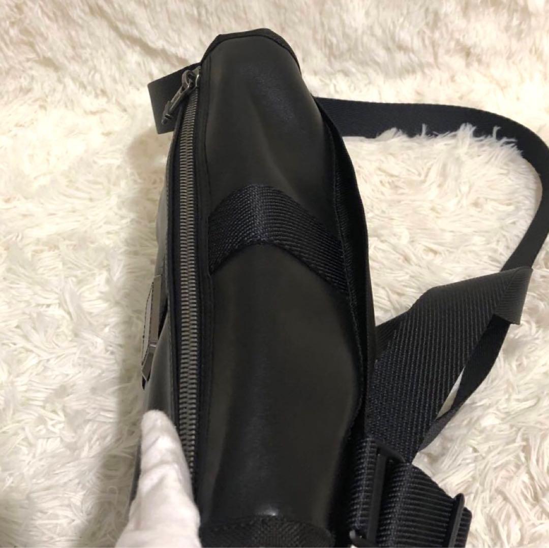 未使用級✨トゥミ　エクスパンダブル ショルダーバッグ 232371D 黒