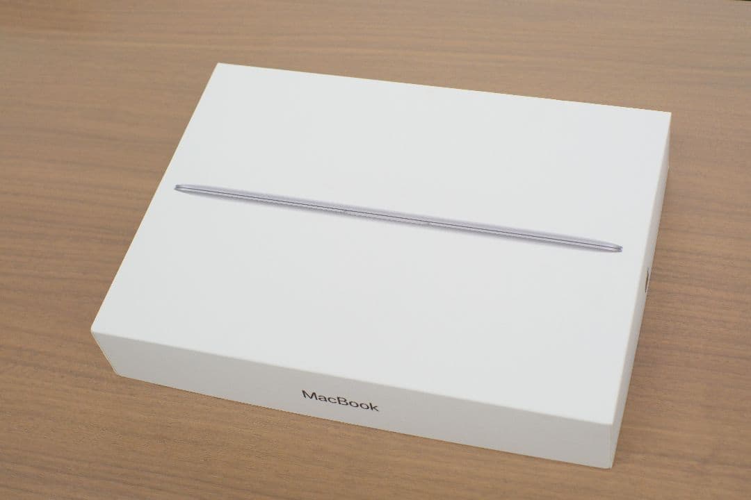 【充放電60回】12インチMacBook 2017 m3 16GB
