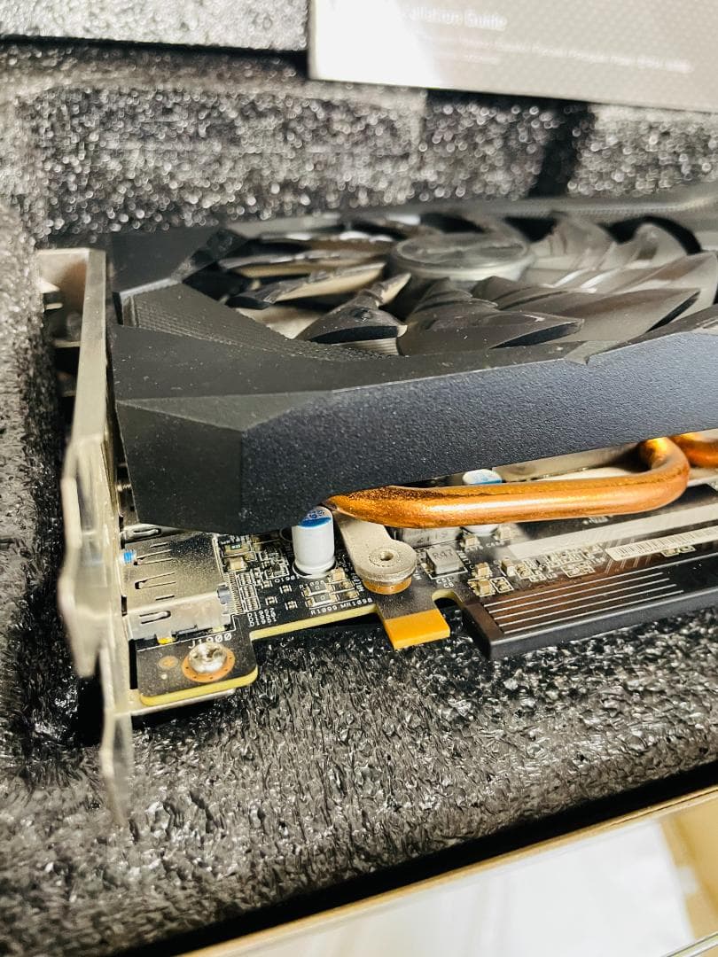 グラフィックボード・グラボ・ビデオカード AMD Radeon RX 6600 ASRock Challenger 8GB