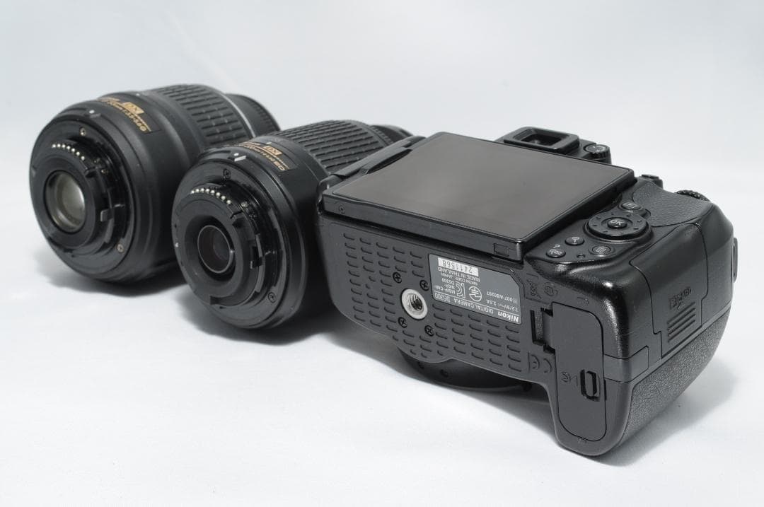 家族も風景写真も綺麗に残す❗️Nikon D5300✨望遠＆標準Wレンズセット