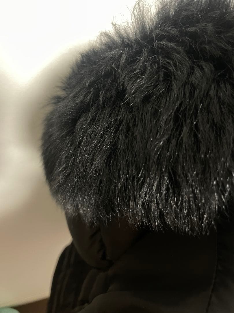 【美品】PRADA ダウンジャケット サイズ42 黒色 レディース