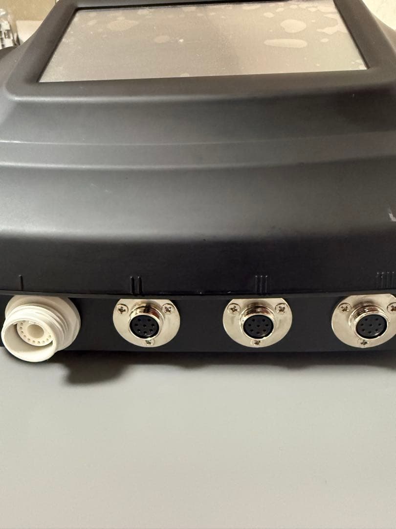 CELL ZERO FAST セルゼロファスト　美顔器　痩身　リフトアップ