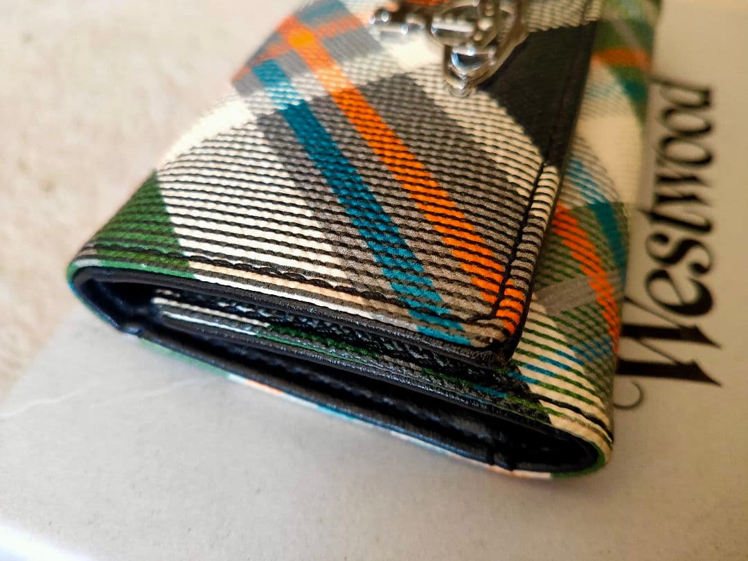 新品未使用箱付き ヴィヴィアンウエストウッド 4連 キーケース タータンチェック