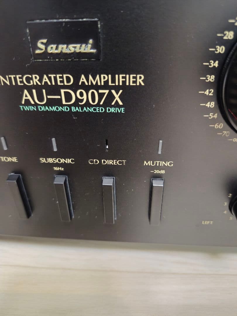 Sansui AU-D907X インテグレーテッドアンプ【ジャンク扱い】