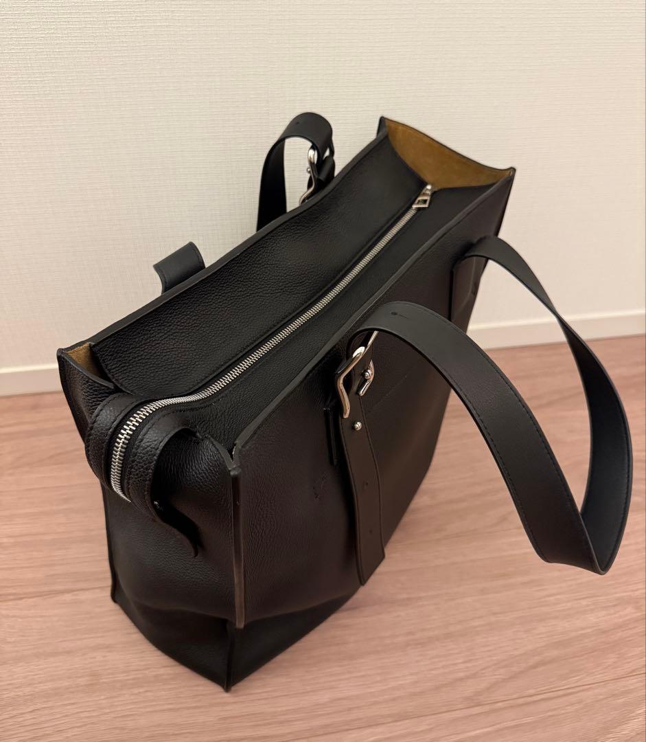 ロエベ LOEWE バックルジッパートートバッグ ソフトグレインカーフ 黒
