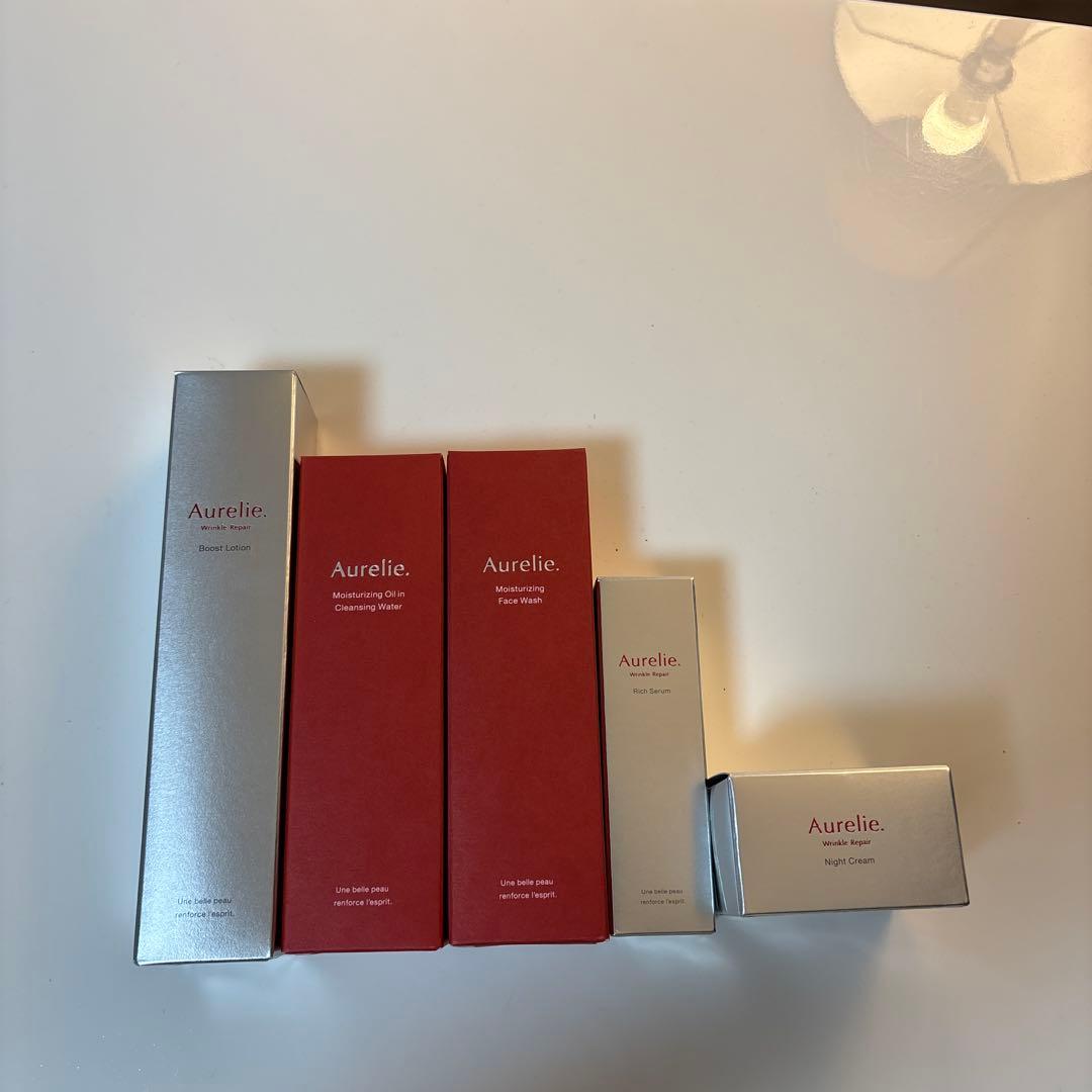 ス*ん様 オレリー化粧品５点セット