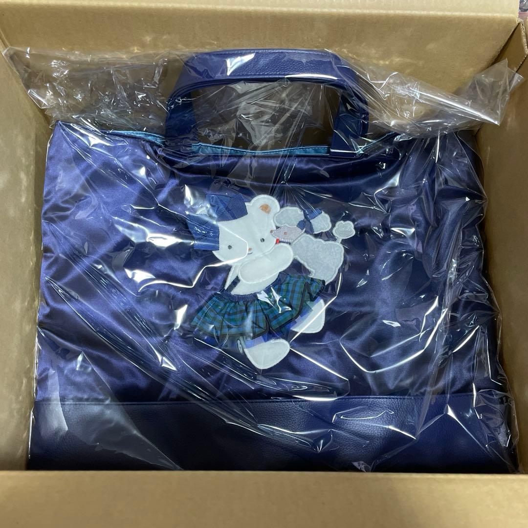 新品、未使用 ファミリア ビビィ バッグ