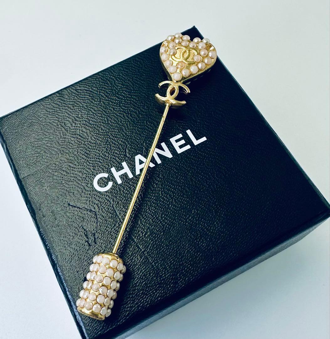 CHANEL ココマーク　ハート　02P ピンブローチ　ゴールド　シャネル