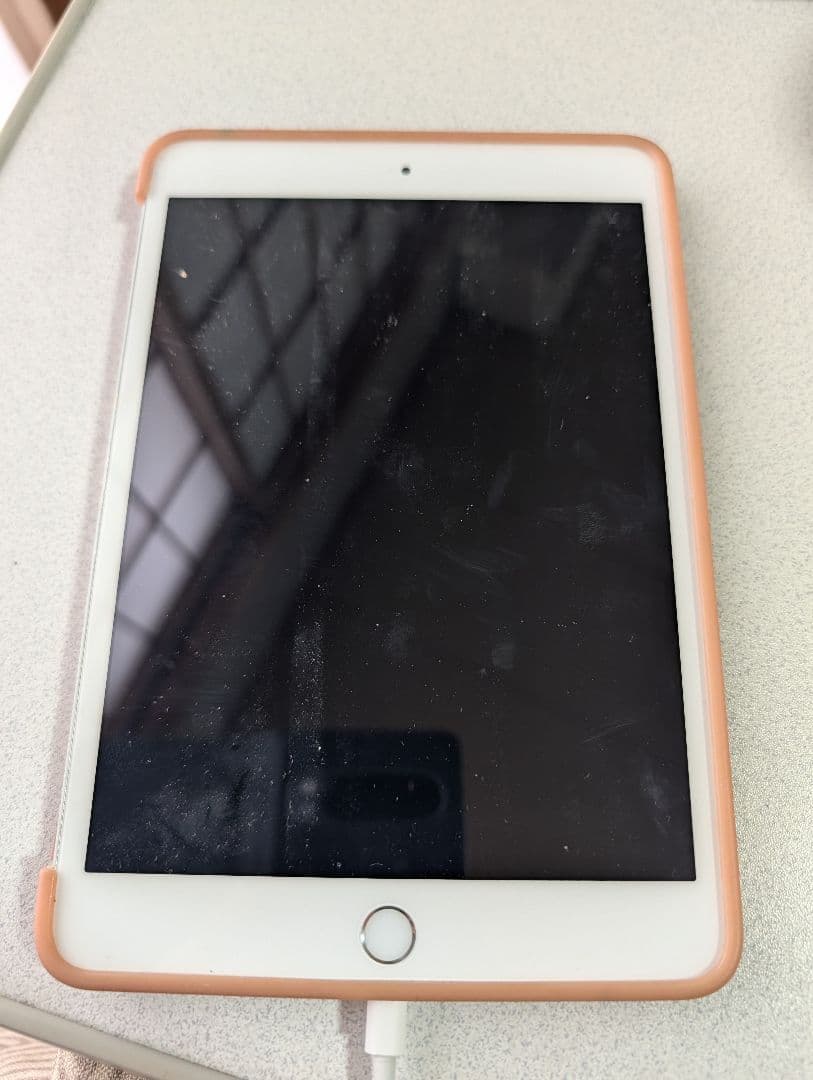 Apple iPad mini 3 128GB シルバー Wi-Fiモデル