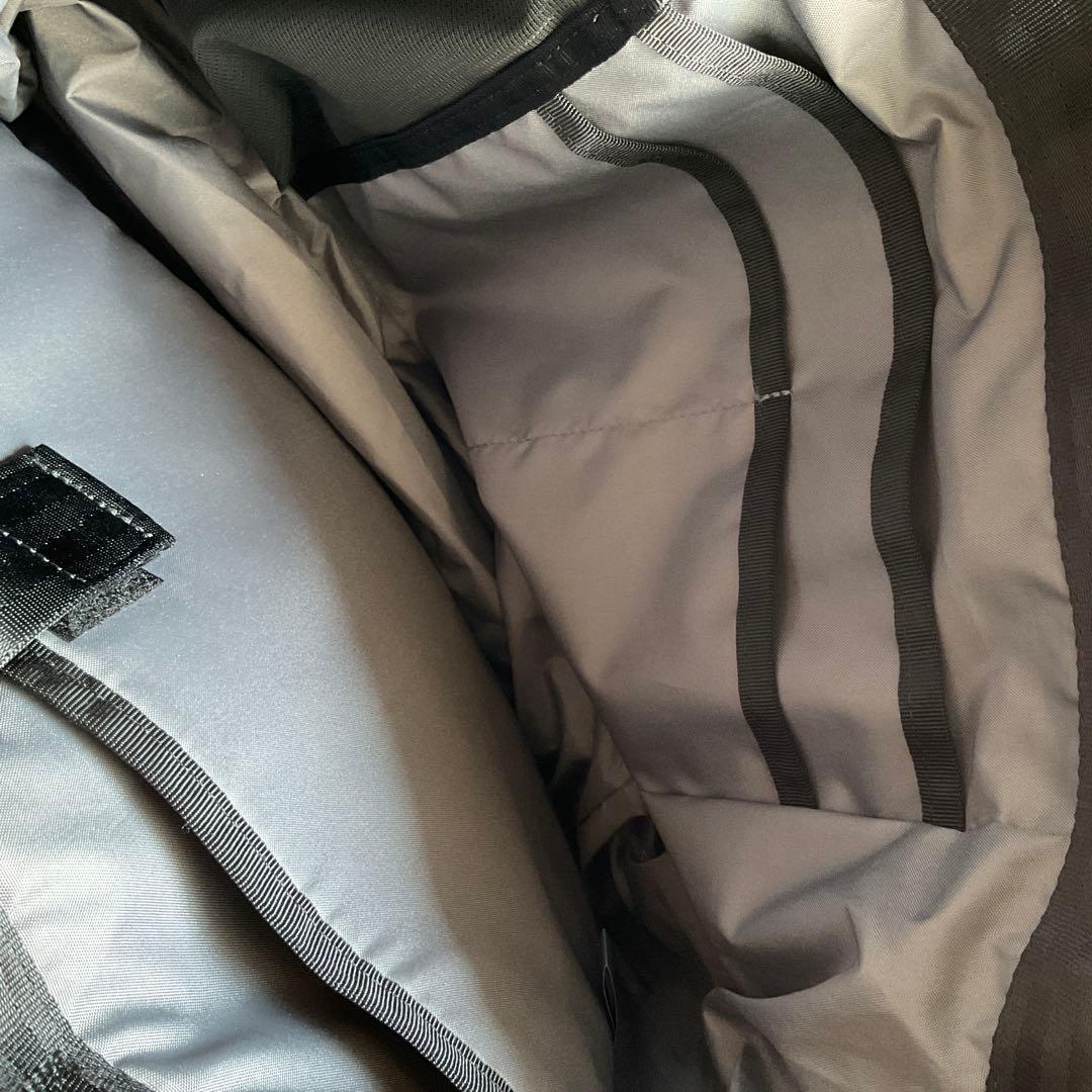 CHROME COURIER FLAP メッセンジャーバッグ 20L　ブラック