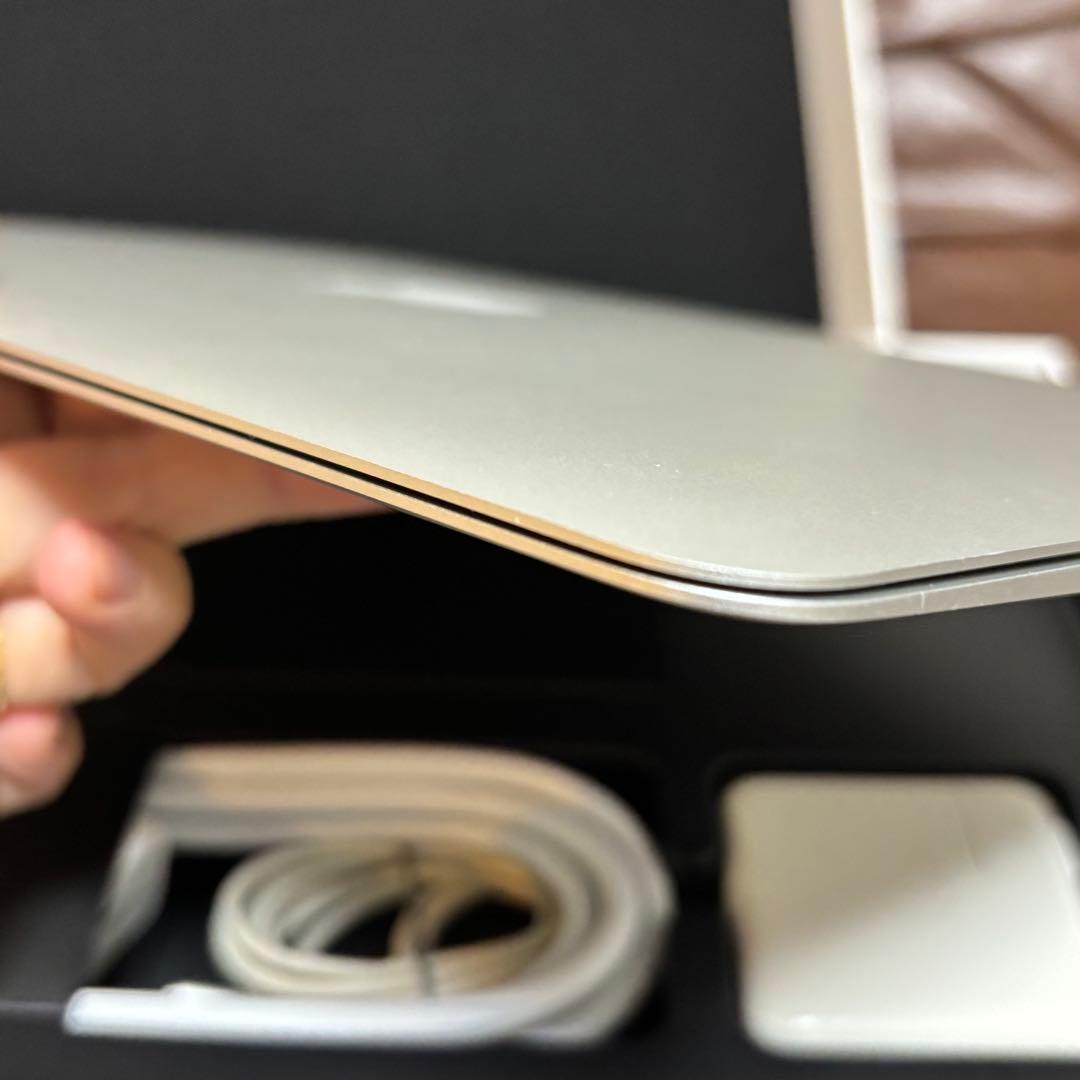 Macbook Air 13インチ A1466 2013