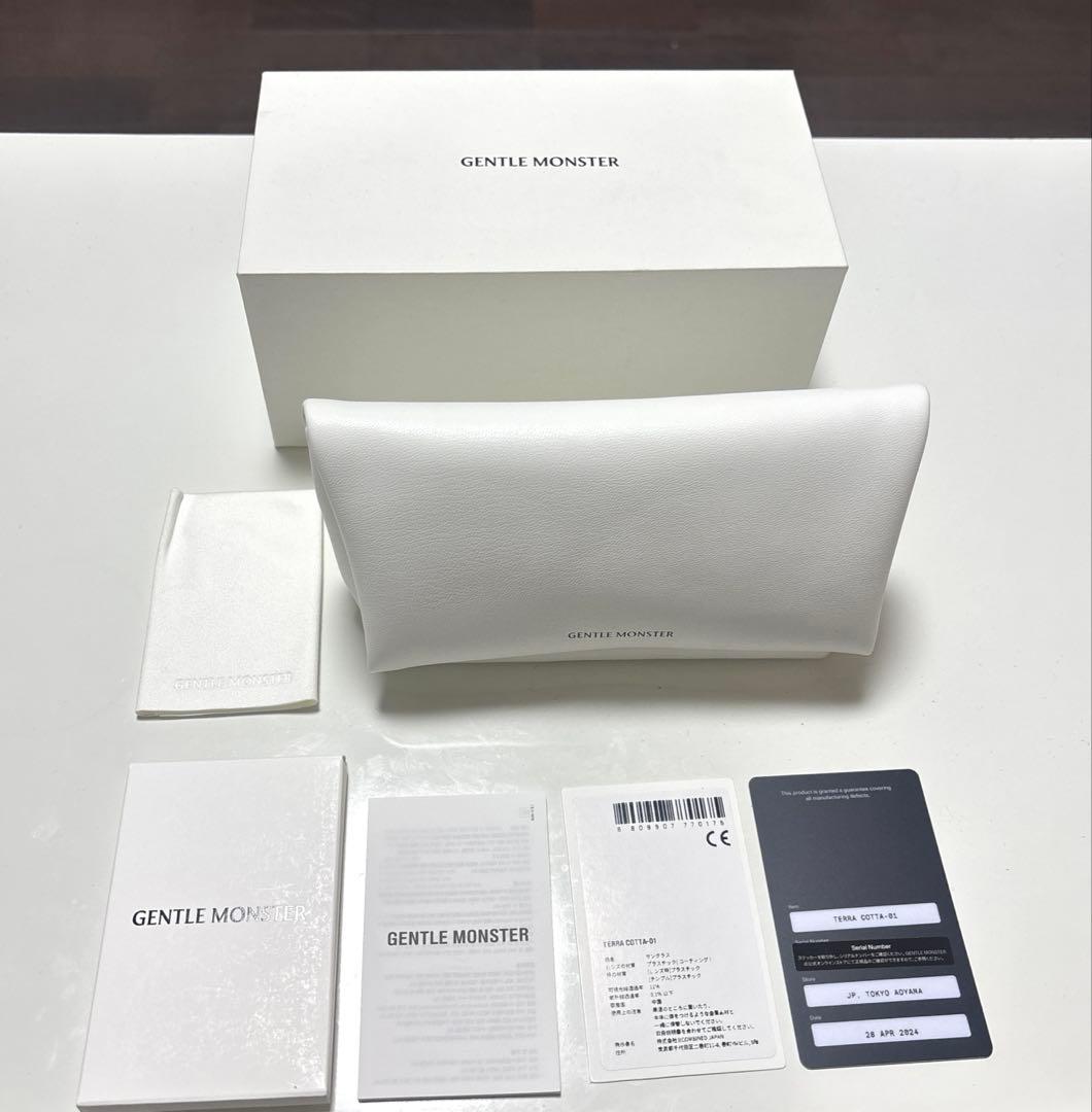 Gentle Monster ジェントルモンスター Terra Cotta 01