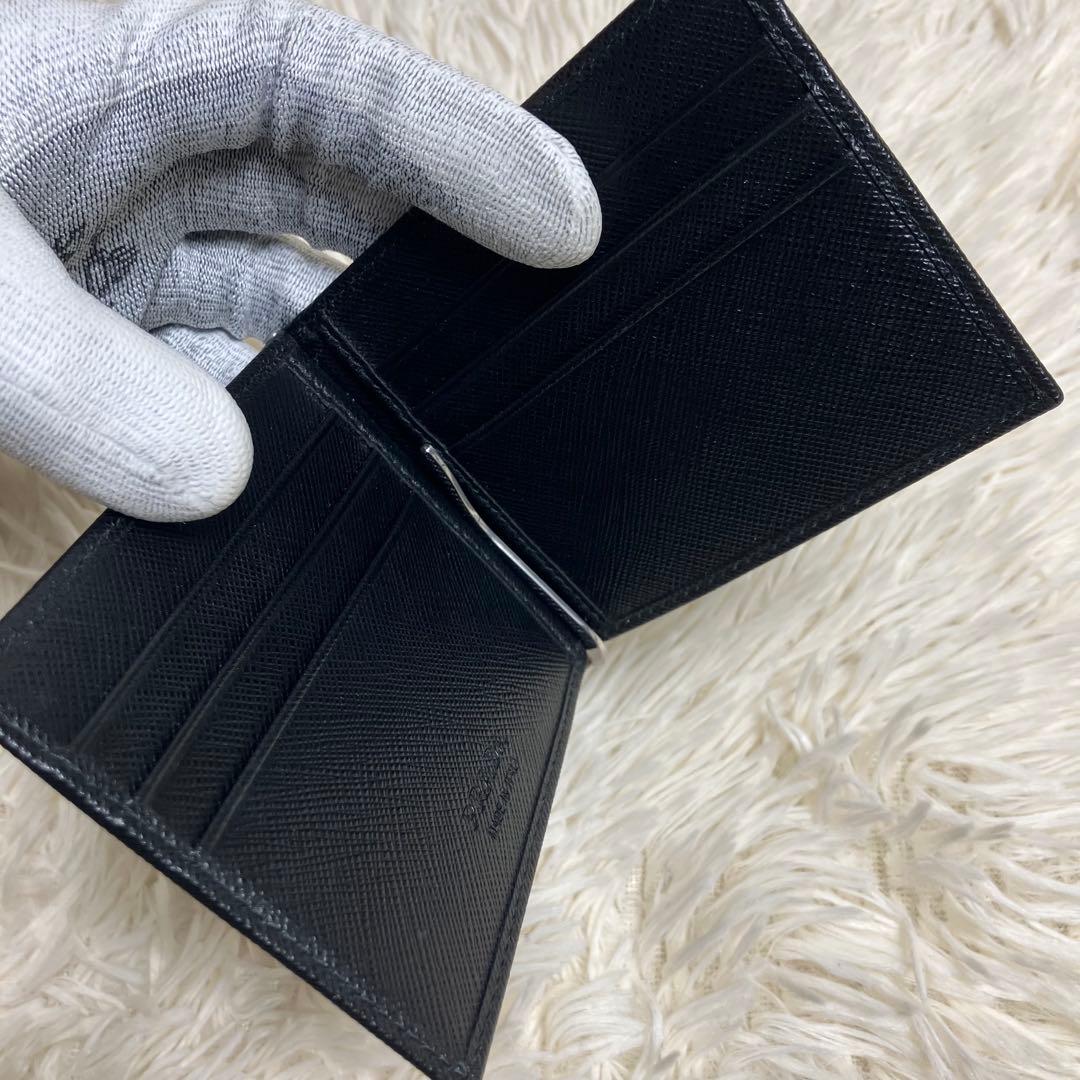 極美品 プラダ サフィアーノ マネークリップ レザーブラック