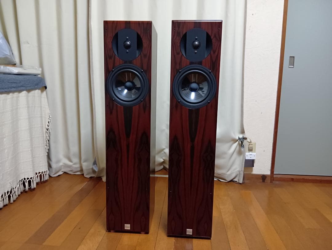 ウィーンアコースティック Vienna Acoustics BACH GRAND