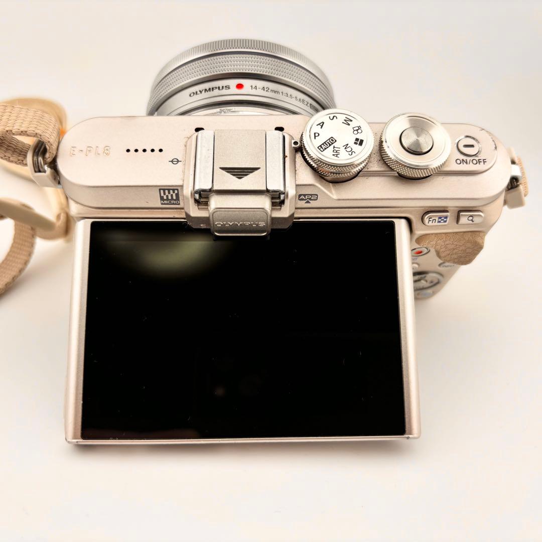 【完動品】OLYMPUS PEN E-PL8 動作保証　オリンパス