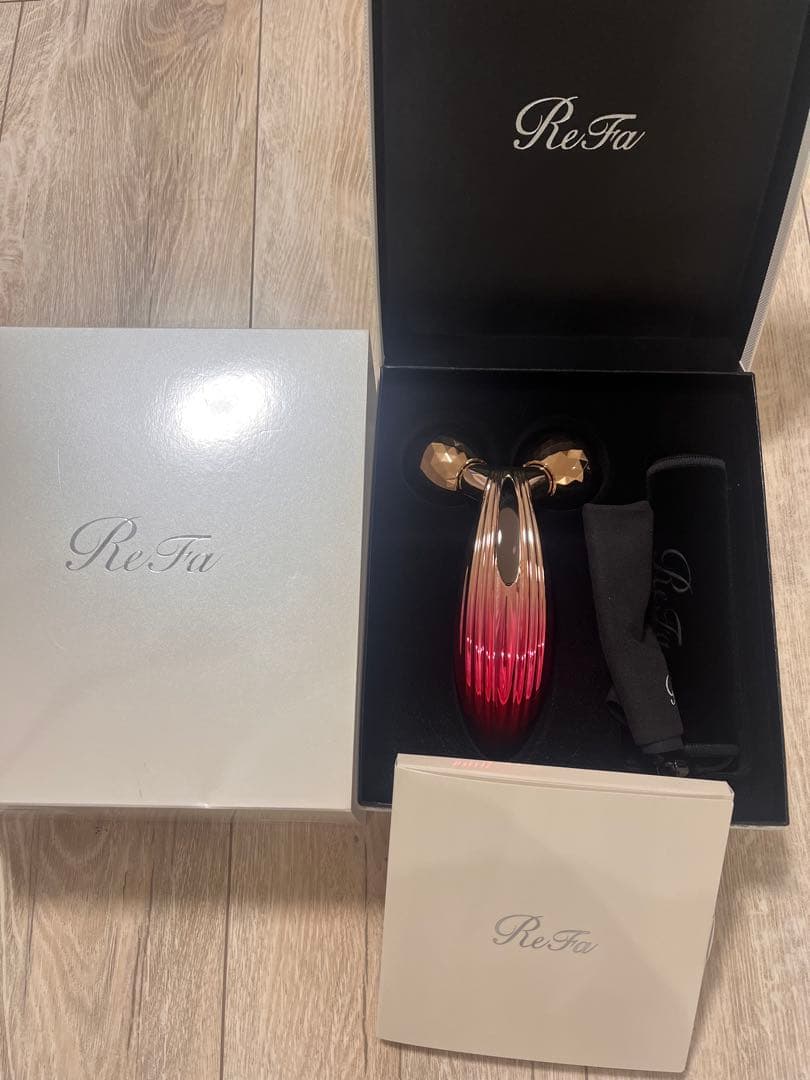 ReFa 美顔ローラー グラデーションレッド