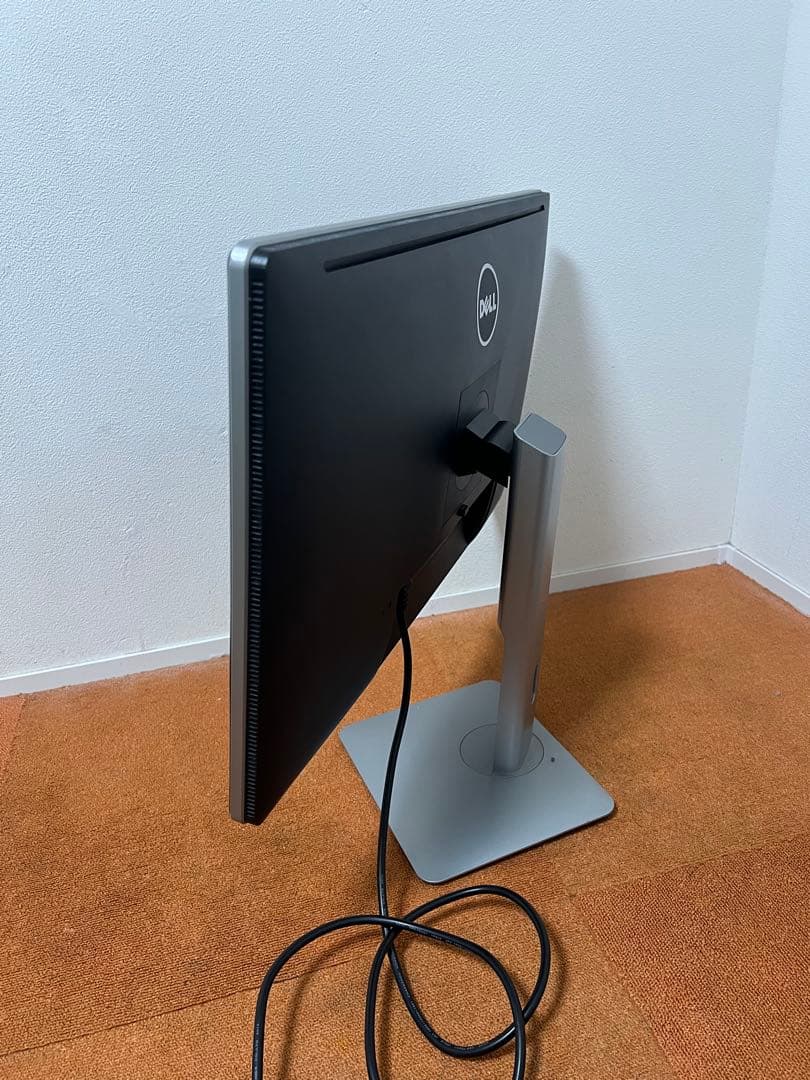 DELL 27インチ 4Kモニター 27V型IPS液晶　ノングレア ディスプレイ