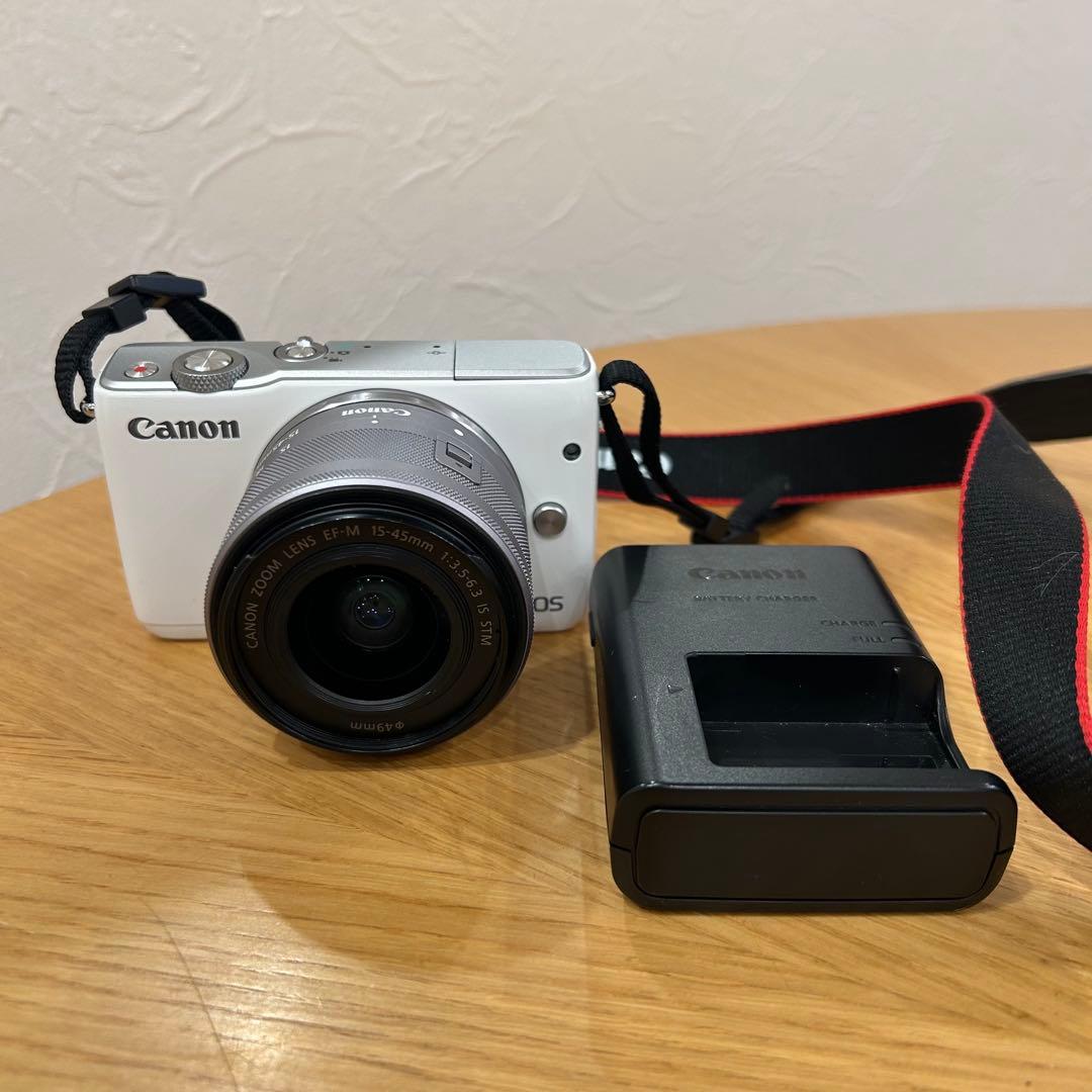 Canon EOS M10 ミラーレス　一眼