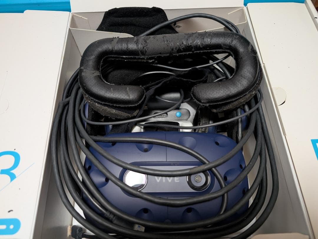 vive pro HMDのみ