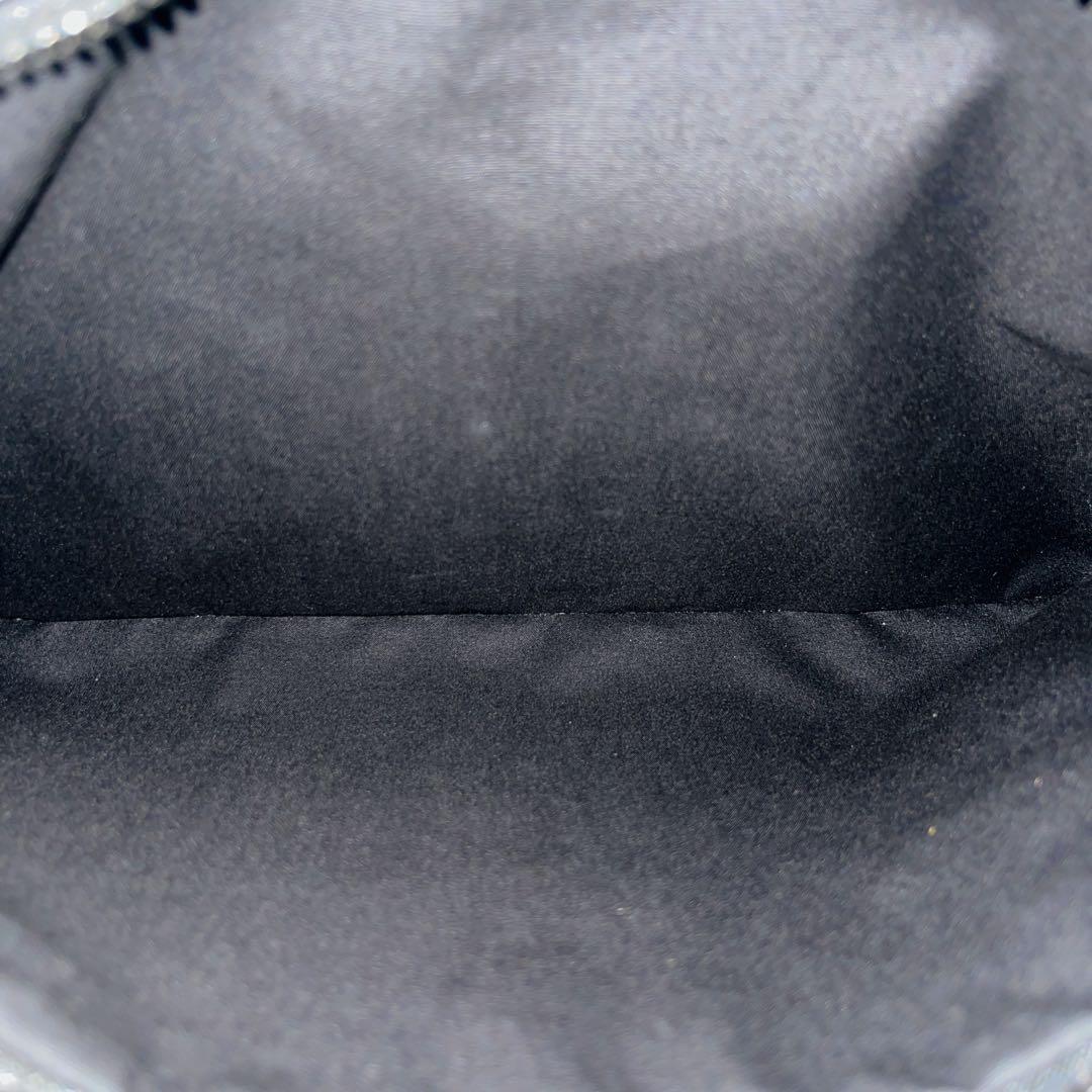 ヴィヴィアンウエストウッド　フロウ　トートバッグ　肩掛け可　A4可　オーブ　塩ビ