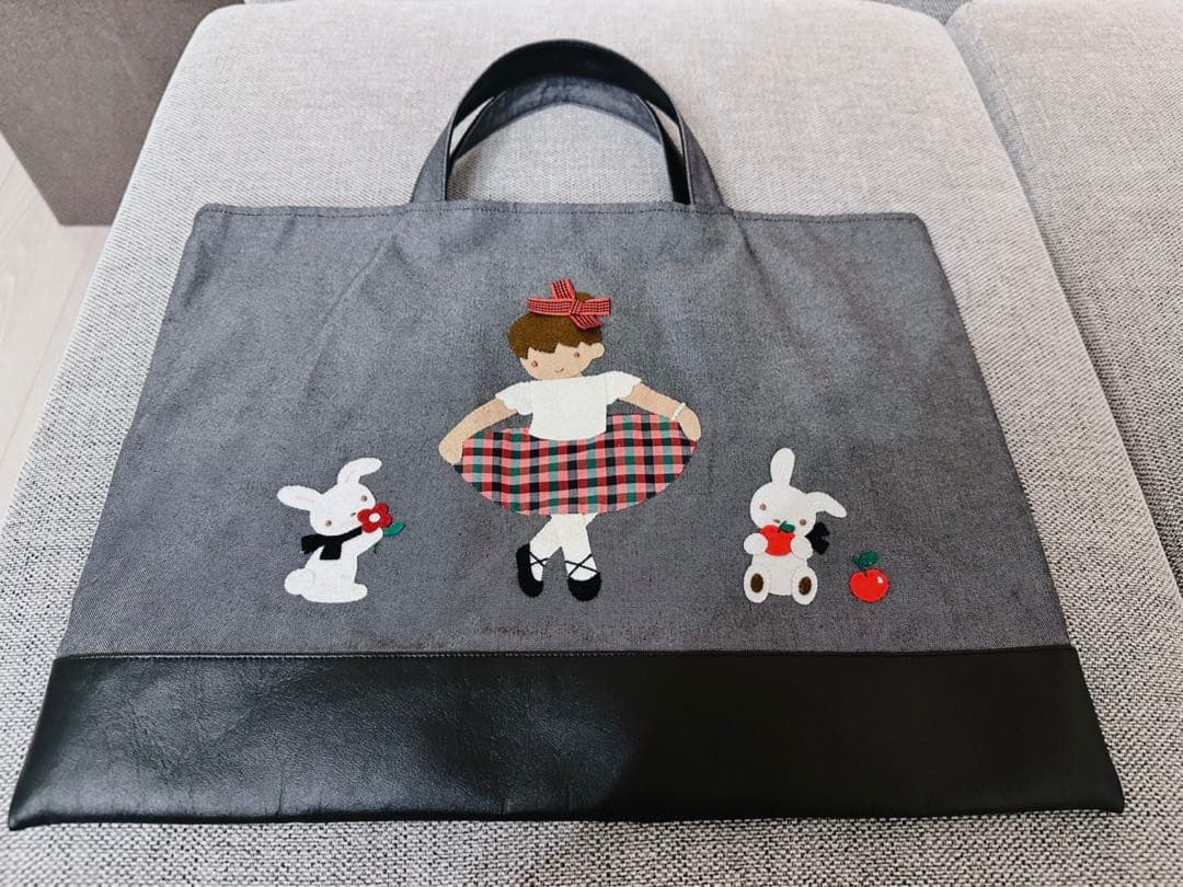 未使用　ファミリア デニムバッグ　バレエ