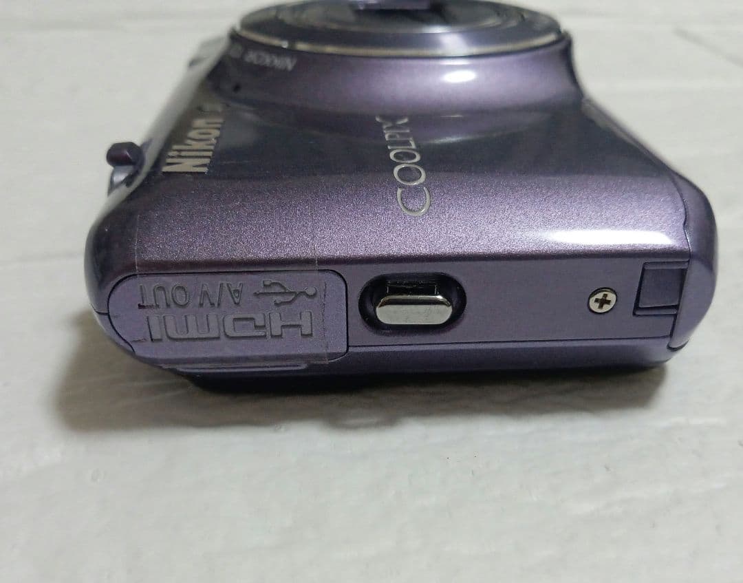〇Nikon Coolpix コンパクトデジタルカメラ パープル