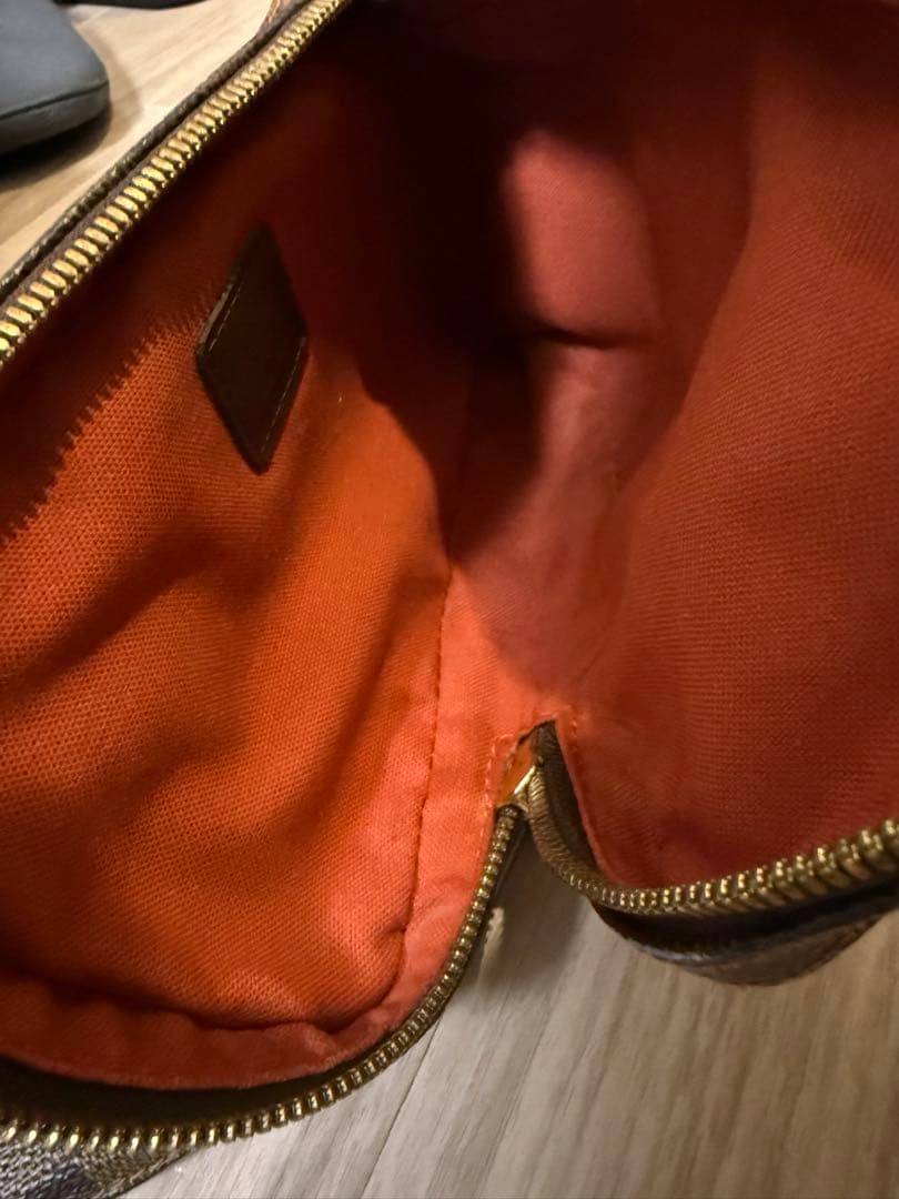 R出品 ルイヴィトン　ジェロニモス　ボディバッグ、ビジネスバッグ