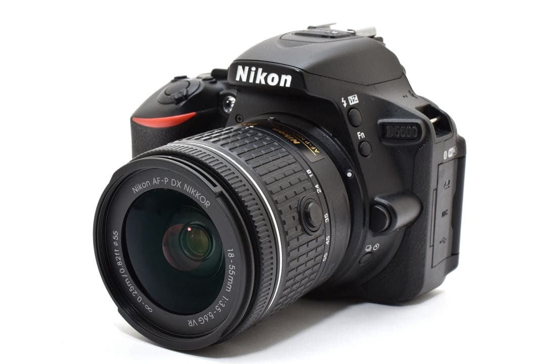 ❤️Nikon D5600❤️ デジタル一眼レフ Wi-Fi搭載✨タッチ操作可能✨