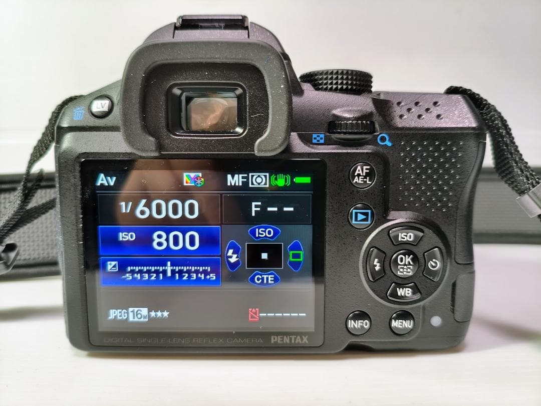 【黒死病対策】【内臓電池交換】PENTAX K-30 カメラらしいブラック