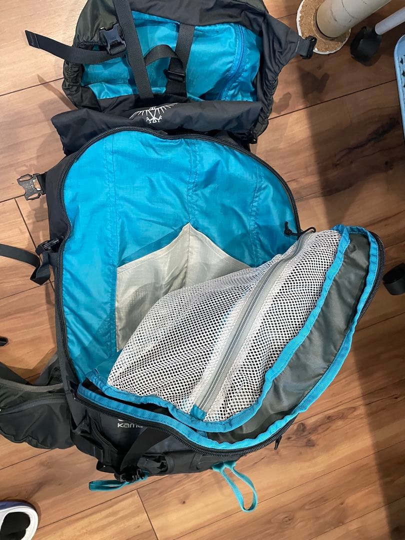 （美品）オスプレーキャンパー42 OSPREY Kamber 42 ブラック