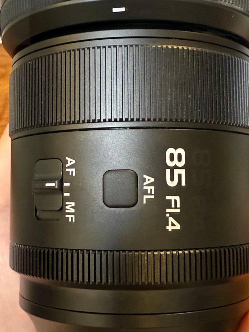 SIRUI AURORA 85mm F1.4 ②