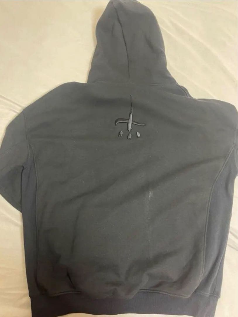 カタリストパーカー　ブラック