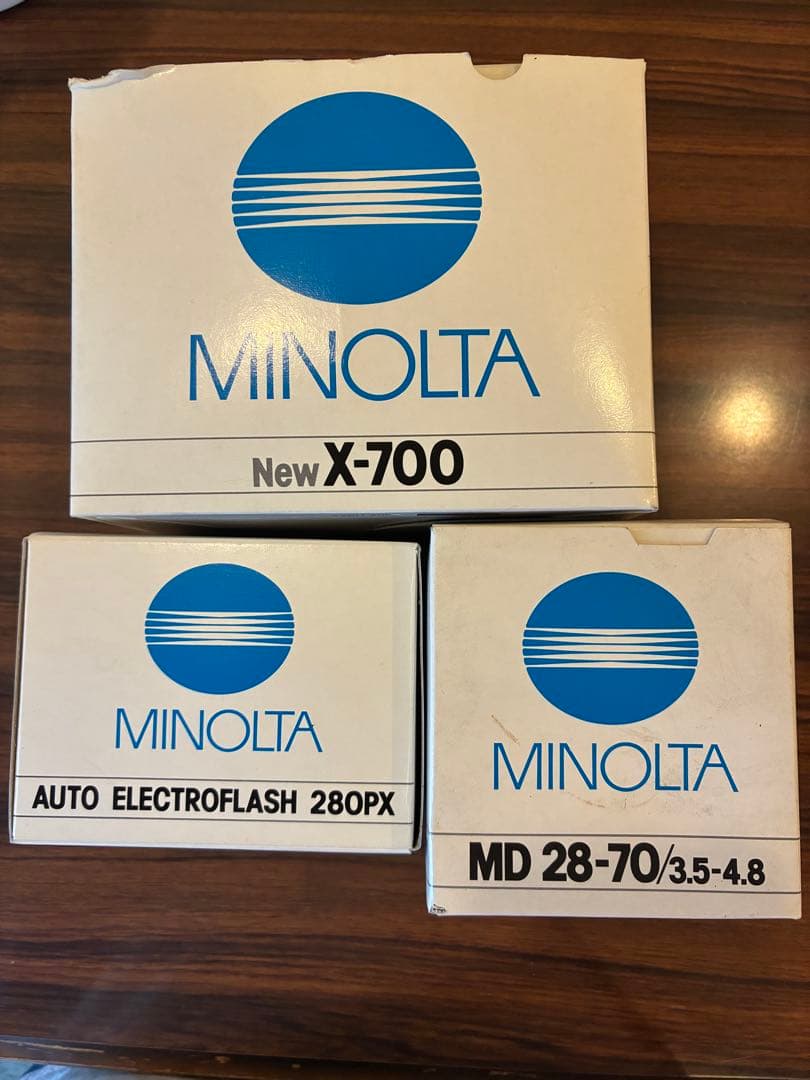フィルムカメラ MINOLTA X-700 + MD ZOOM 28-70+FRASH280