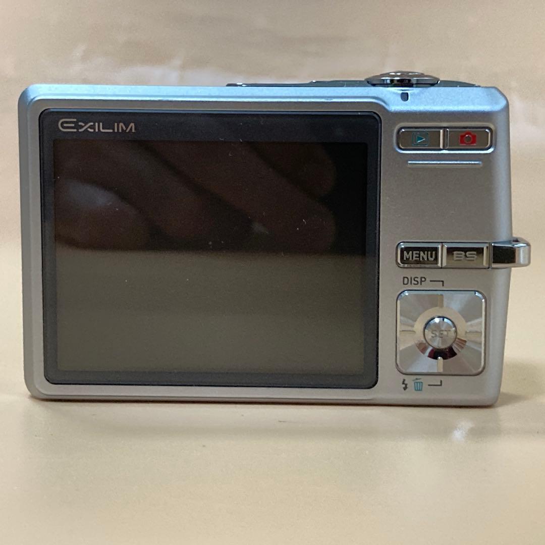 ◆SDカード付き◆ CASIO EX-Z500 シルバー色　デジカメ　完動品