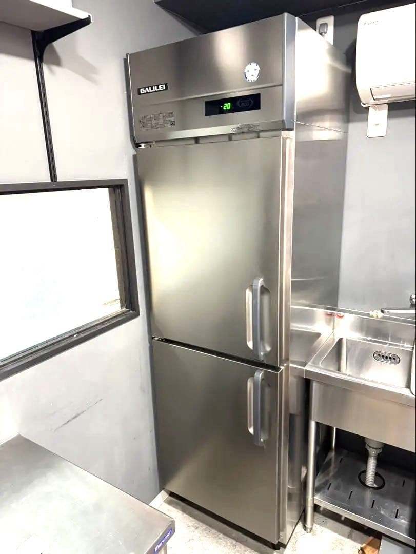 【引取り限定！】業務用冷凍庫（フクシマガリレイ）GRN-062FM縦型美品