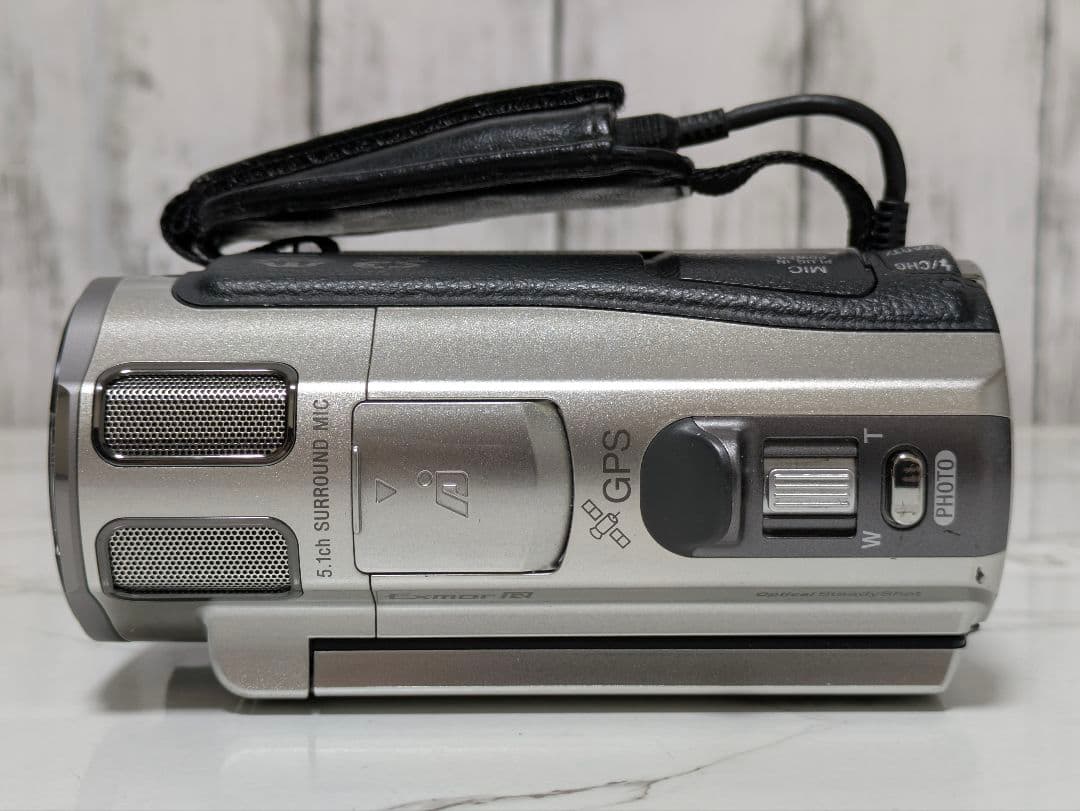 ② SONY　HDR-CX560V