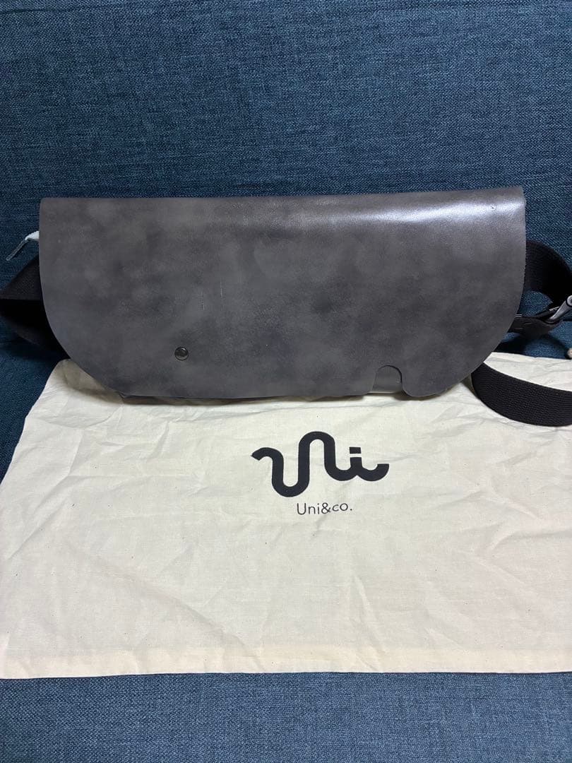Uni&co メッセンジャーバッグ (S)/ASH-FAS