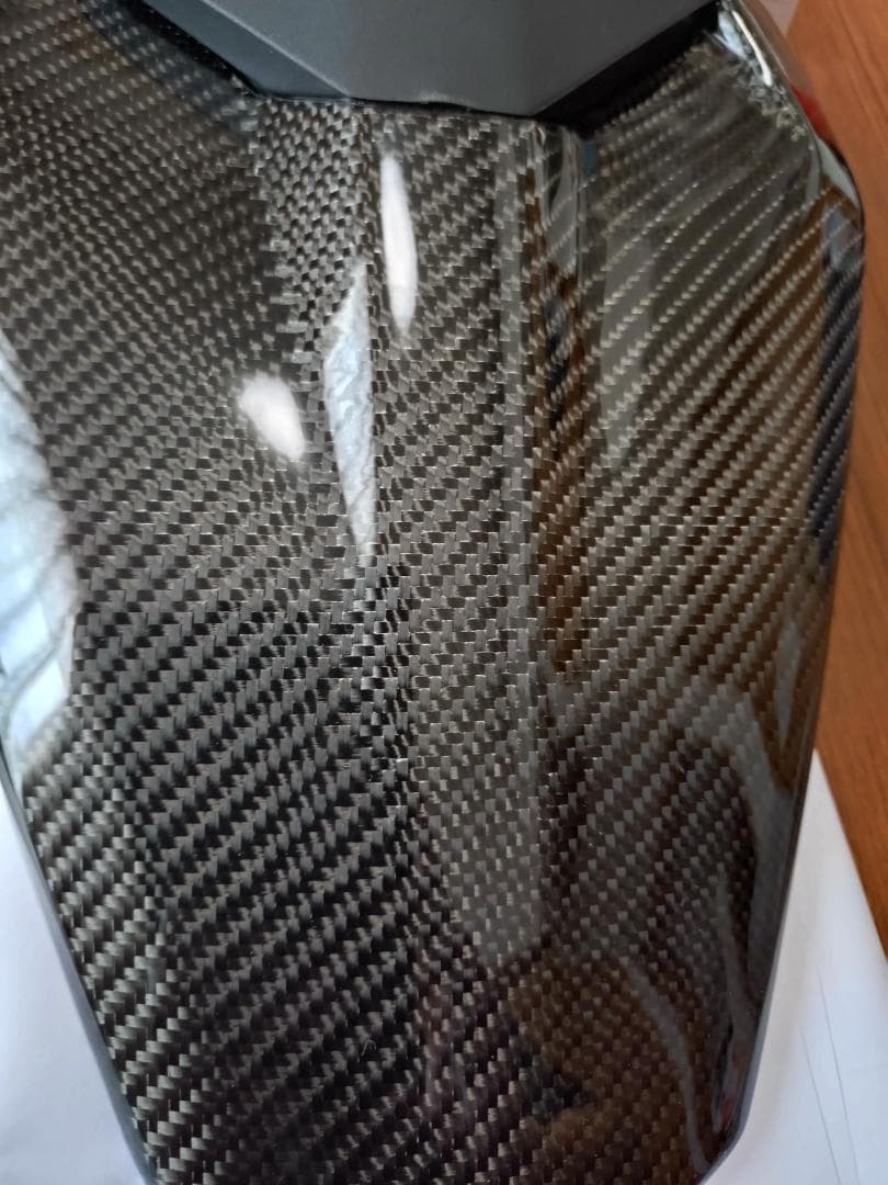 訳あり ZX-25R ドライカーボンシングルシートカバー