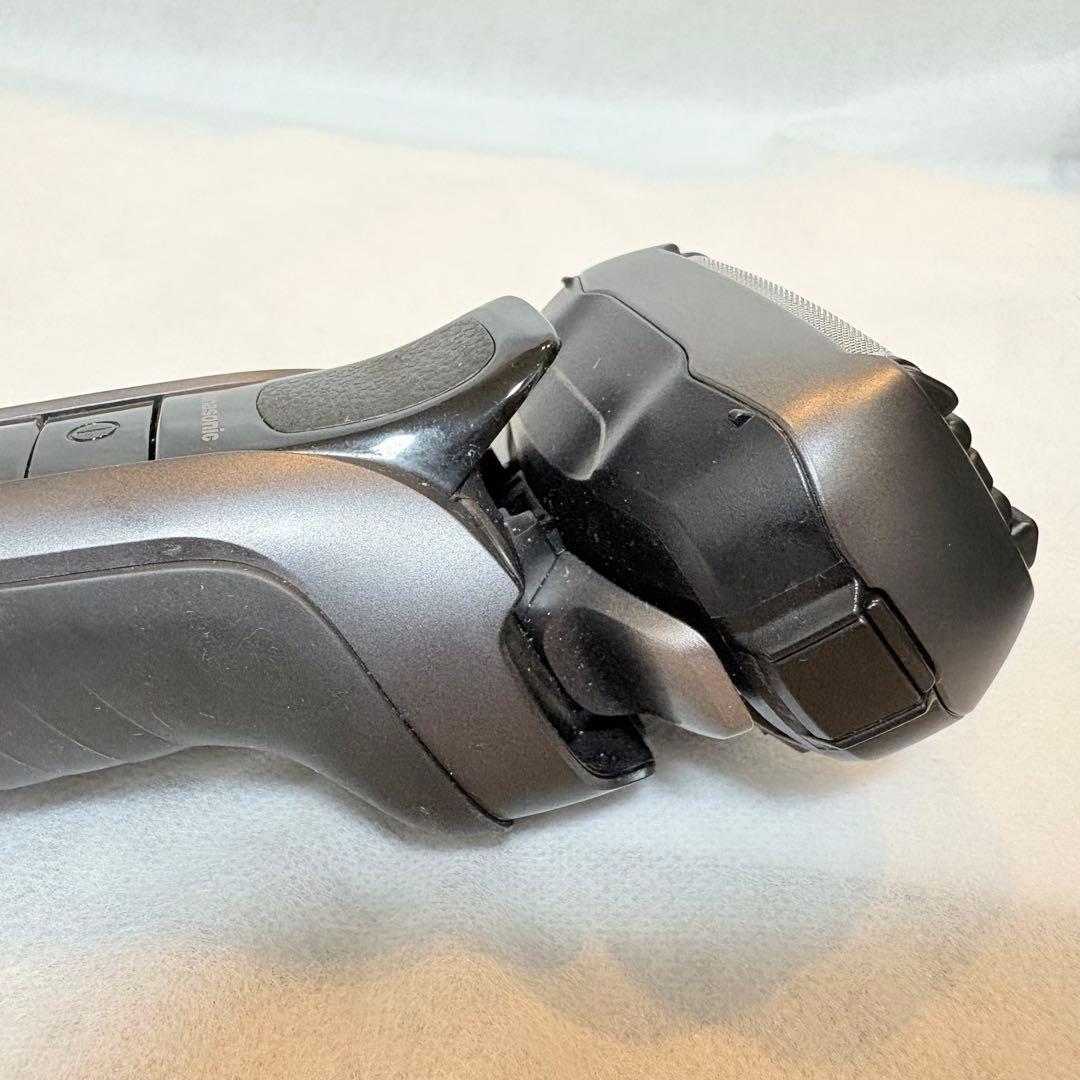 PanasonicラムダッシュPRO5 5枚刃電気シェーバー ES-LV7W-K