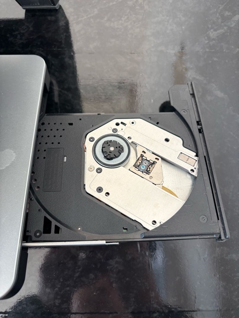 富士通 一体型PC ESPRIMO WH77/W Core i7 / 8GB