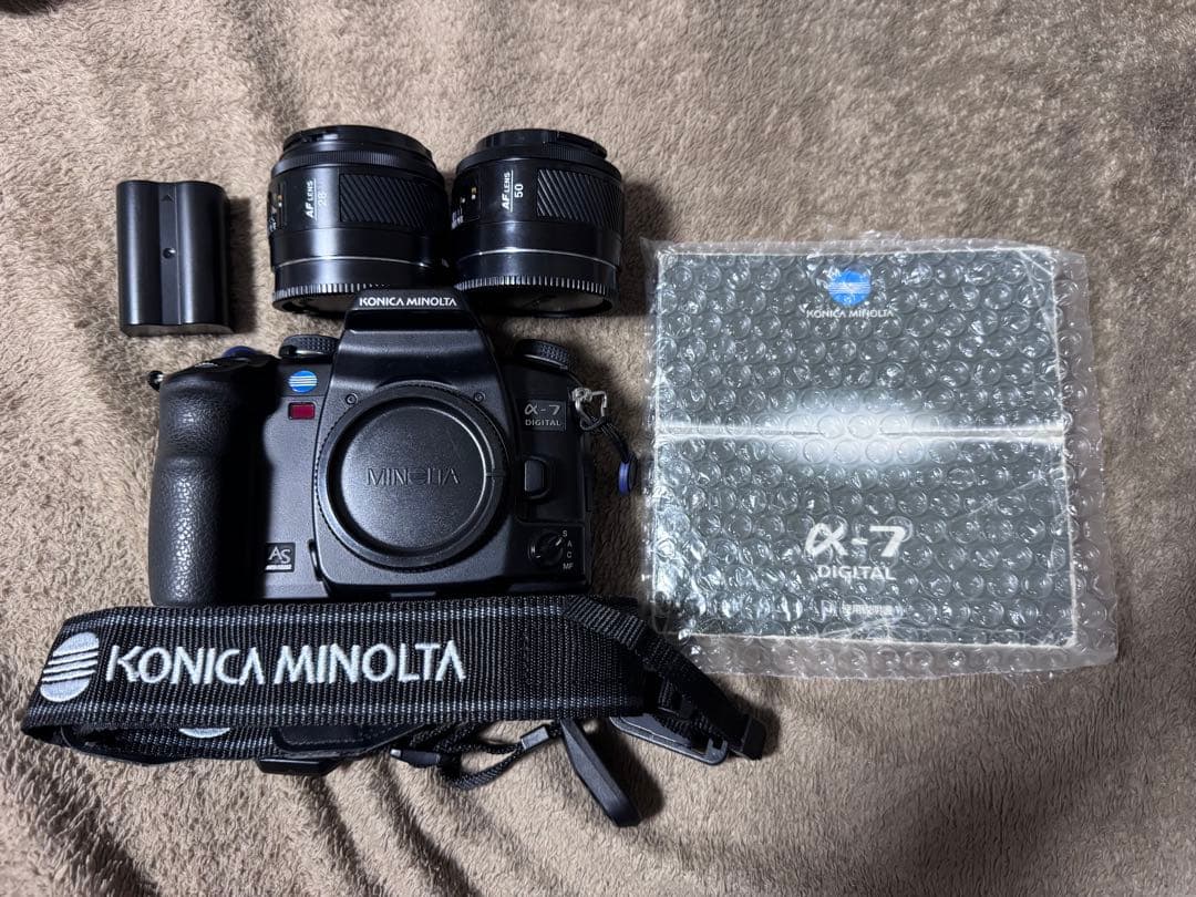 コニカミノルタ　α7 digital 単焦点レンズ2本セット